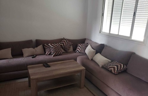 Sidi Rahal Ski Chalet | BEAU CHALET/DUPLEX SITUE DANS UNE RESIDENCE SECURISEE FERMEE