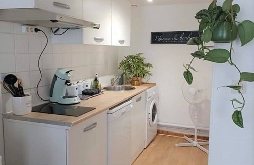 Miroir - Batignolles Apartment | Beau Duplex à la Gare du Mans