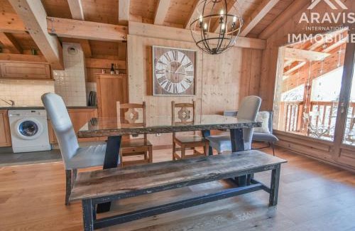 Le Chinaillon Apartment | Beau duplex raffiné à 50 m des pistes au Chinaillon - FR-1-391-96