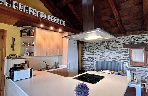La Guingueta d'Aneu Cottage | Beautiful rural house with charm in les Valls d'Àneu.