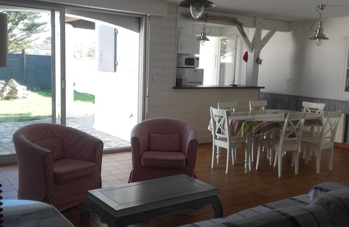 Saint-Clement-des-Baleines House | BEAUTIFUL RETAINED HOUSE NEAR BEACHES