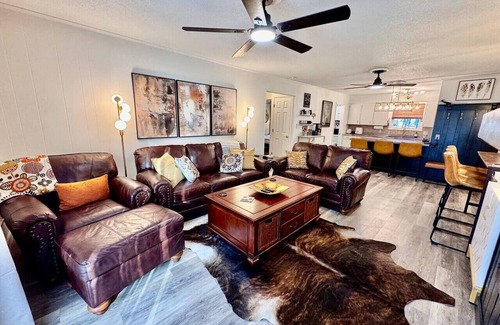 Greers Ferry House | Beau Maison, Greers Ferry Gem