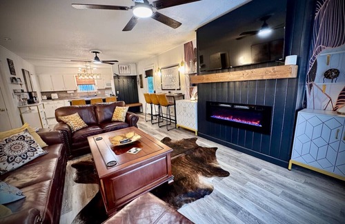 Greers Ferry House | Beau Maison, Greers Ferry Gem