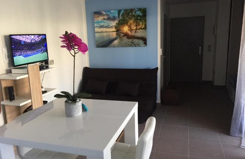 Le Moule Apartment | Beau studio proche de la mer