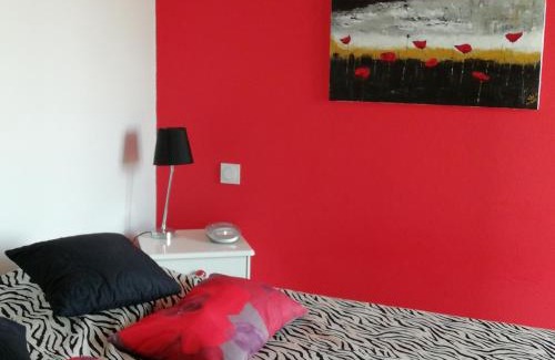 Le Port Apartment | Beau T2 Climatisé sur Marina avec parking privé