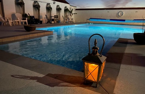 St. Saviour House | Beau Vallon Holiday Apartments