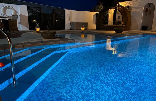 St. Saviour House | Beau Vallon Holiday Apartments