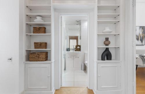 Brompton & Hans Town Apartment | Beaufort Gardens Knightsbridge - 2 Bed