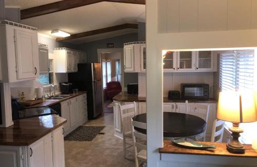 Burton House | Beaufort SC New Renovation, Close to Parris Island, Historic Downtown, Beautiful Beaches, Sleeps 6