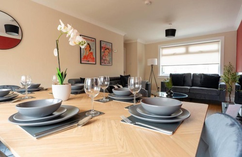 Grangemouth House | Beauly Court Suites