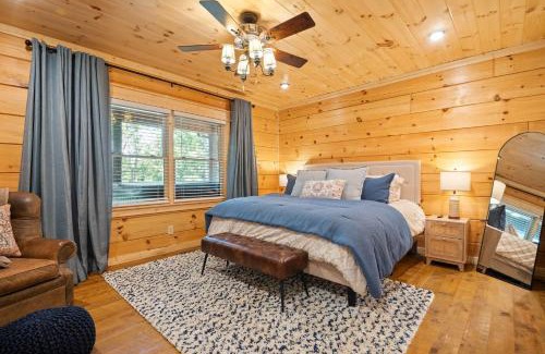 Ellijay House | Beaumont - Lux Mountain View Cabin with Hot Tub