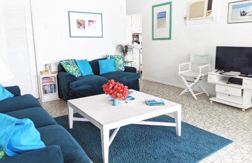 Lucaya Apartment | Beauport One-Bedroom Apartment