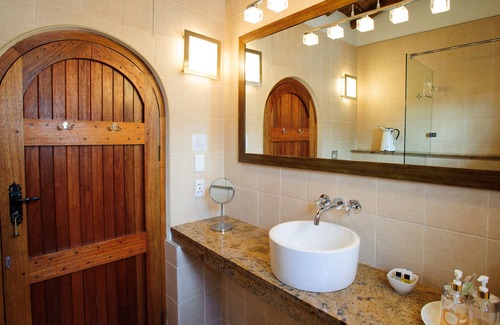 Bonnievale House | Beausoleil