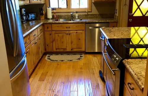 Lake Almanor Country Club House | Beautiful Lakefront Home in LACC-Spectacular Views! Private Dock/Buoy