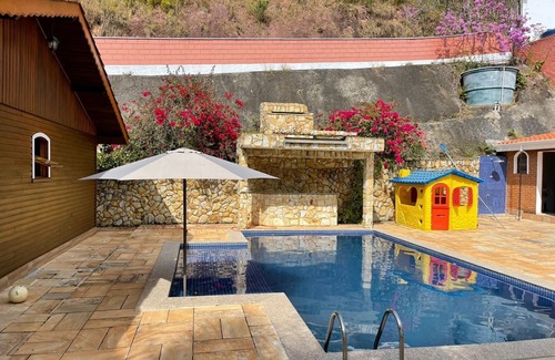 Igarata House | Beautiful farm in Igarata right on the dam.