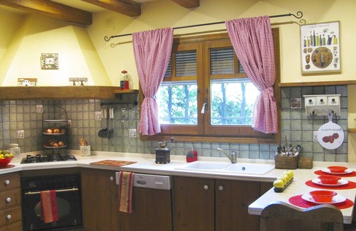 L'Hospitalet de l'Infant Villa | Beautiful and quiet villa near beach. Large garden, fenced pool and barbecue