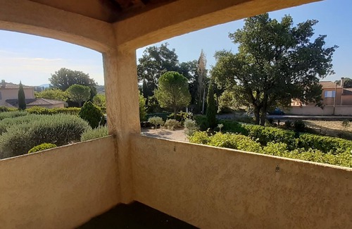 Sainte-Cecile-les-Vignes House | Beautiful villa with pool