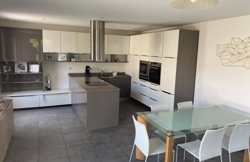 Villeneuve-les-Maguelone House | Beautiful air-conditioned house, swimming pool, near the beach (8mn) in Villeneuve Lès Maguelone