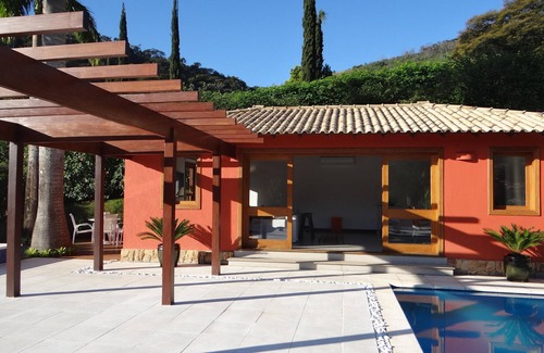 Pedro do Rio Cottage | Beautiful house! Stunning view! Pool, Jacuzzi, Laguinho and more!