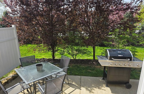 Leacock-Leola-Bareville House | Beautiful townhouse 10 minutes from Lancaster city and Dutch Wonderland