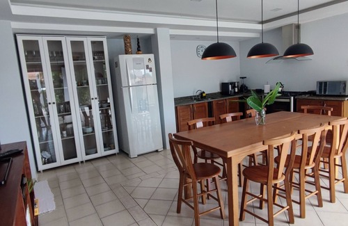 Florianopolis House | Beautiful house, 4 bedrooms, swimming pool, barbecue - Praia da Daniela - Florianópolis