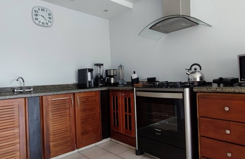 Florianopolis House | Beautiful house, 4 bedrooms, swimming pool, barbecue - Praia da Daniela - Florianópolis