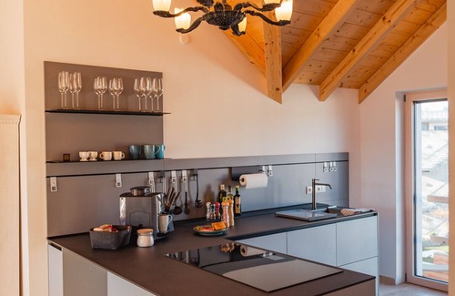 Weilheim Apartment | Beautiful 85 m² rooftop apartment with alpine views in Weilheim, absolutely close to the center