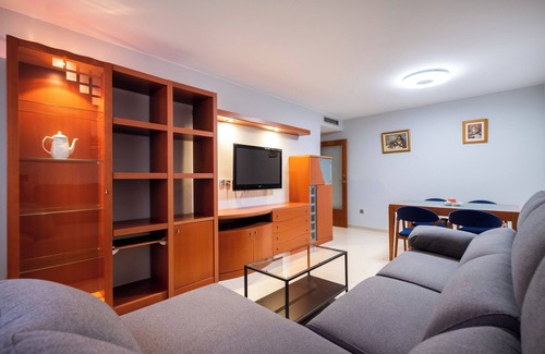 Cornella de Llobregat Apartment | Beautiful two-bedroom apartment in Cornellà
