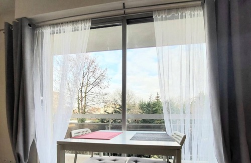 Les Pavillons-sous-Bois Apartment | Beautiful apartment in Les Pavillons-sous-Boi