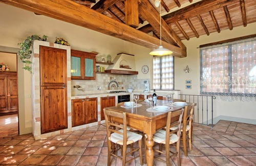 San Pietro in Bossolo Apartment | Beautiful apartment with pool, A/C, WIFI, panoramic view and parking, close to Greve In Chianti