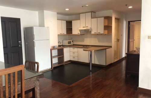 Ploenchit Condo | Beautiful apartment in the heart of Bangkok.