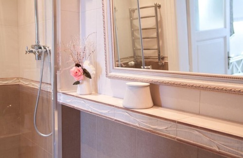 Yavory Apartment | Beautiful 3-Room Flat in Lychakivskyi District