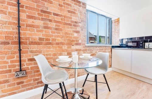 Burton on Trent Apartment | Beautiful 1 Bedroom Apartment in Burton-on-Trent