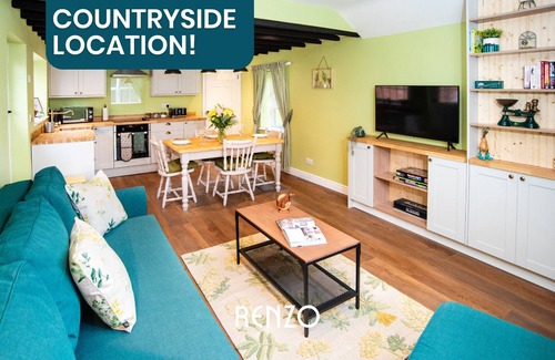 Stoke Bardolph Cottage | Beautiful 1-bed Cottage in Nottingham by Renzo, Stunning Countryside Location!