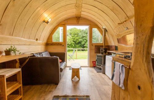 Battle Apartment | Beautiful 1 bed Glamping pod in Battle