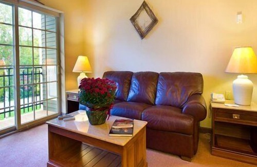 Mount Sunapee Apartment | Beautiful 1 bedroom unit at resort, sleeps 6