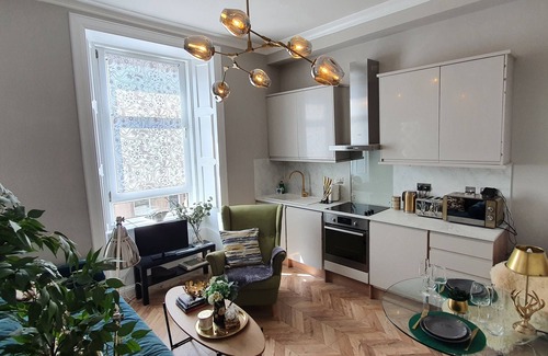 Merchiston Apartment | Beautiful 1 bedroom flat in Fountainbridge