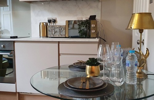 Merchiston Apartment | Beautiful 1 bedroom flat in Fountainbridge