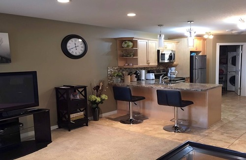 Regina House | Beautiful 1 Bedroom located in East Regina - 261C Fines Drive STA21-00145