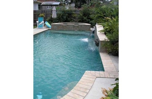 Marlyville - Fontainebleau Apartment | Beautiful 1 Bedroom in Safe, Historic Neighborhood