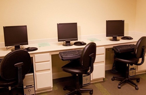 North Forest Beach Apartment | Beautiful 1 bedroom unit at resort, sleeps 4