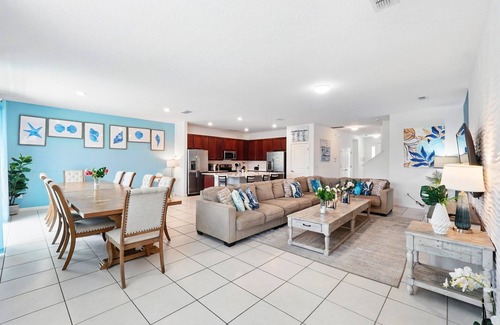 Kissimmee House | Beautiful 10 Bed Pool Home with Game Room-2576SD