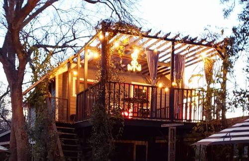Dickinson House | Beautiful 1400 ft Carriage House - Spacious Open Floor Plan w/Private Terrace