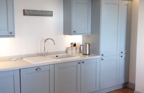 St Monans Cottage | Beautiful 1850's Fisherman's Cottage on the sea front in prime location