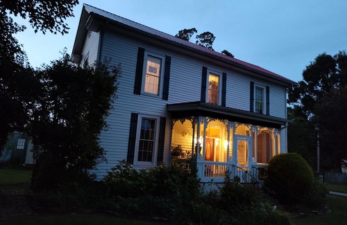 Sweetwater House | beautiful 1859 pre civil war estate, located between Chatanooga and Knoxville.
