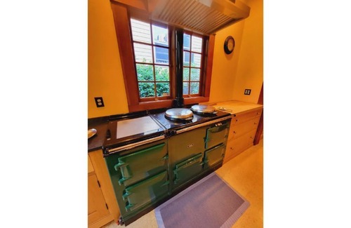 Nob Hill Apartment | Beautiful 1906 Victorian home in Nob Hill district