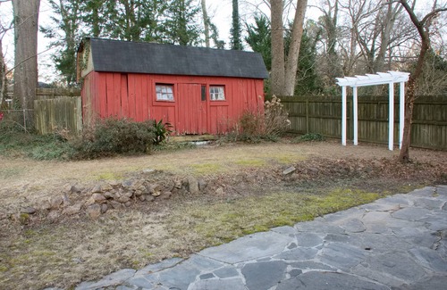 Marietta House | Beautiful 1951 Bungalow Walking Distance Of Historic Marietta Square