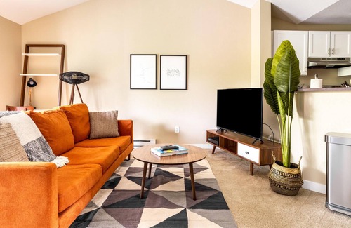 Tanasbourne Apartment | Beautiful 1BR Apartment in Beaverton w/ Amenities