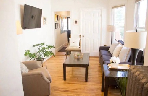 Parkside Apartment | Beautiful 1st Floor Apartment & Amazing Shower