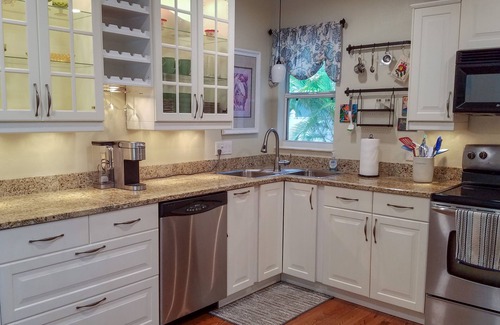 St. Petersburg - Clearwater House | Beautiful 2/1 St. Pete Home